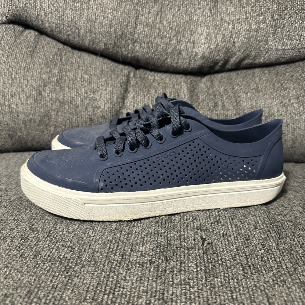 Crocs Sneakers